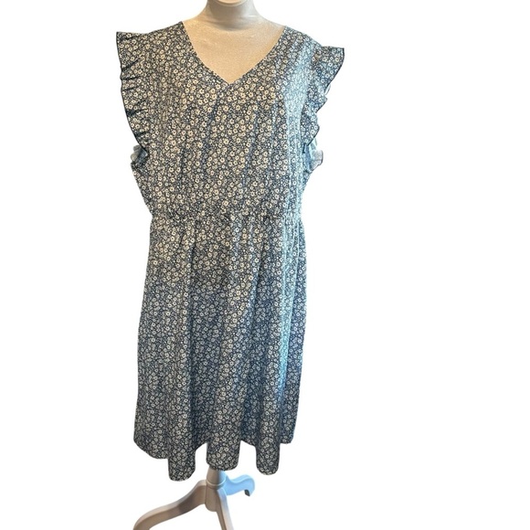 SHEIN Blue and White Midi Sundress with Flutter Sleeves - Picture 1 of 5